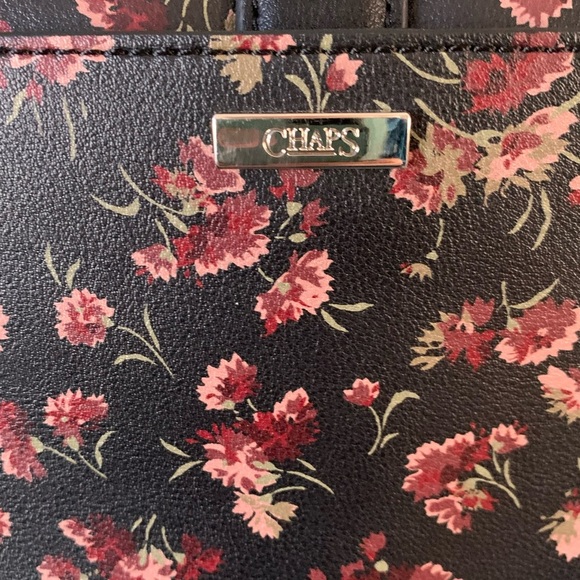 ❤️CHAPS Small Faux Leather CROSS-BODY Purse Hand Bag w Floral Print 10.5x7x2 " - Picture 9 of 10